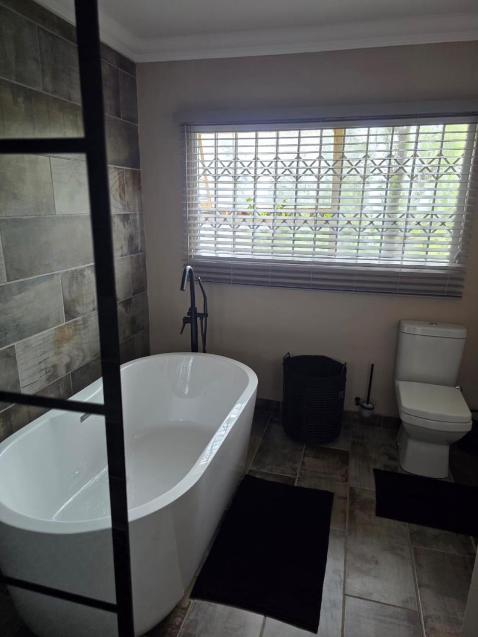 Rocky Mountain Holiday Home Hartbeespoort Exterior foto