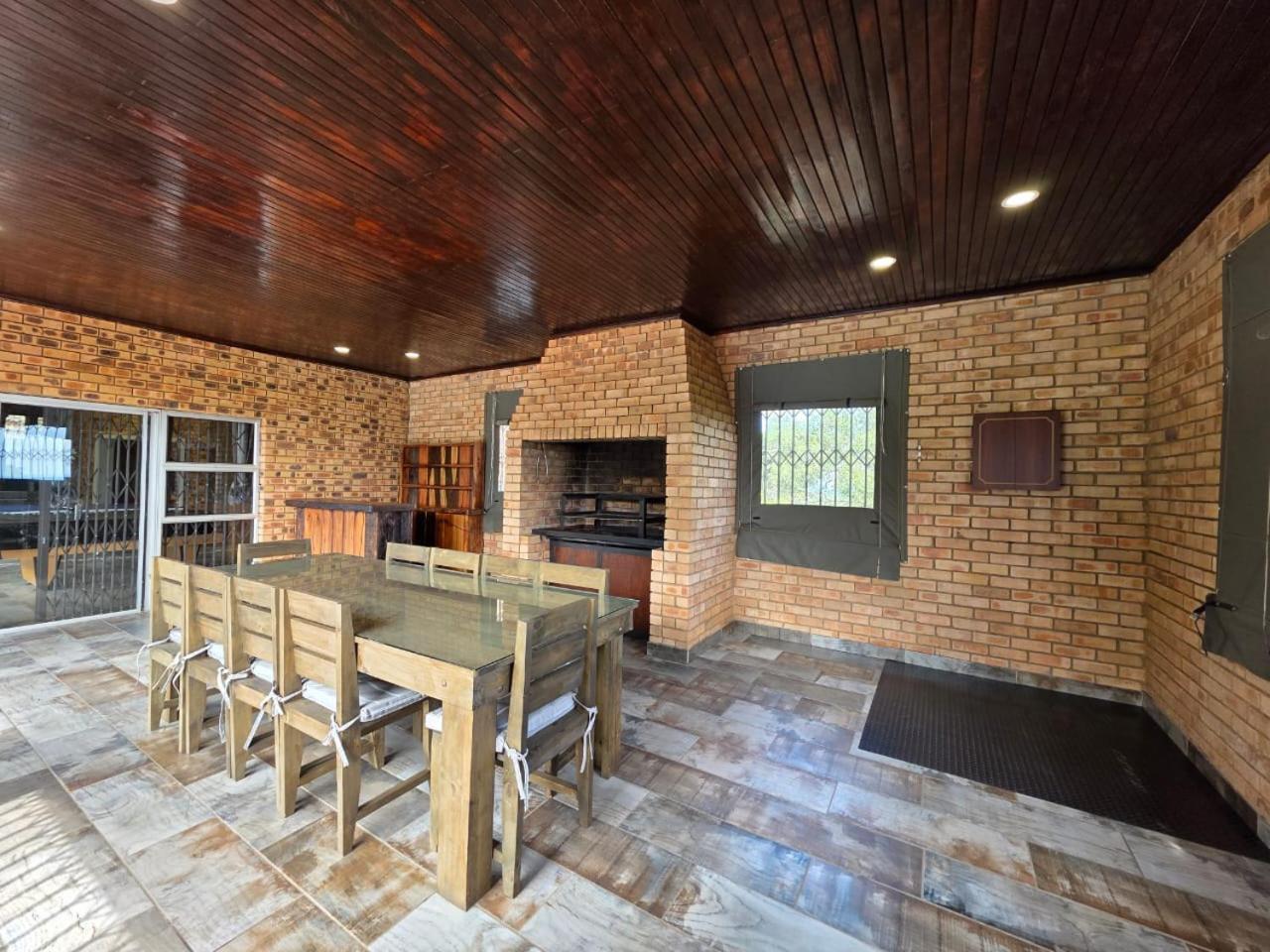 Rocky Mountain Holiday Home Hartbeespoort Exterior foto